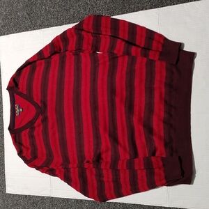 Club Room V Neck Sweater Size L 52% Merino Wool 46% Acrylic